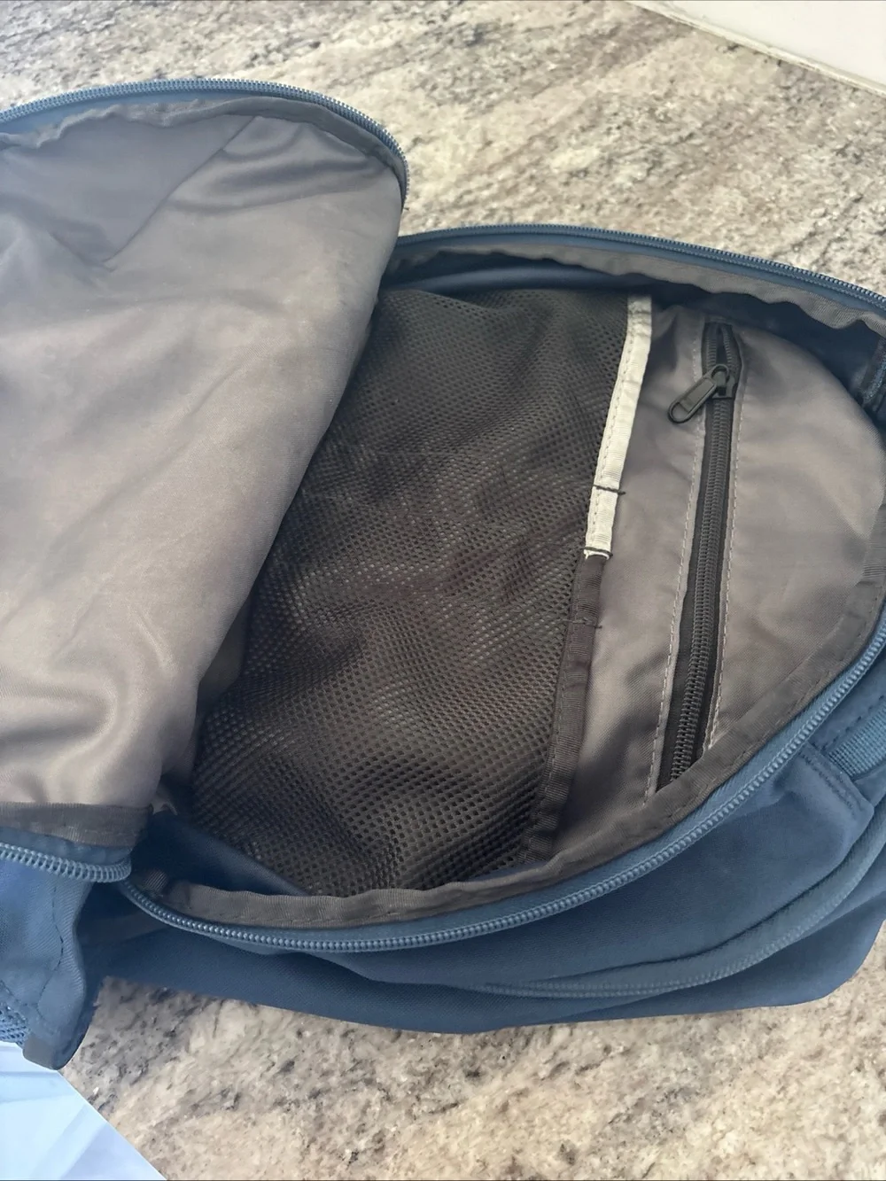 EUC THE NORTH FACE Vault Backpack - Blue Adjustable Padded Shoulders Unisex